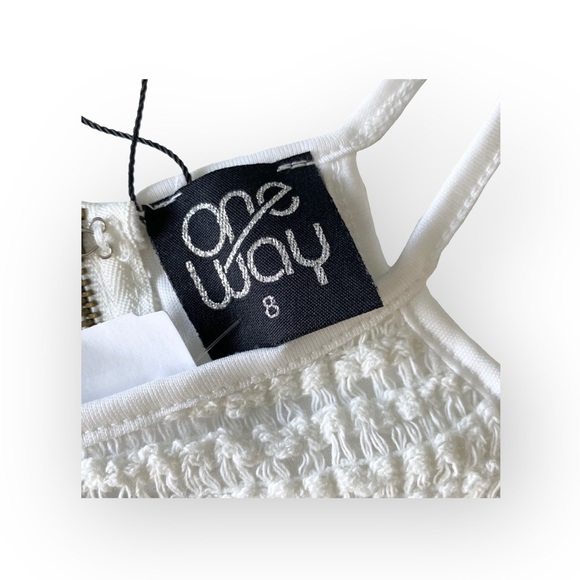 new LF One Way ✌︎︎ Festival Crochet Halter Spaghetti Strap Crop Top ✌︎︎ White 8 - Picture 7 of 15